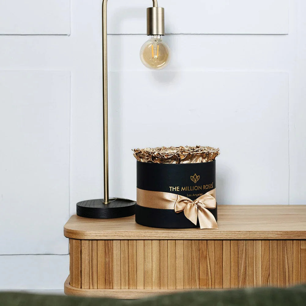 Homes, Moods & Forever Roses: Part 1 – Minimalist, Luxurious, and Coastal Style