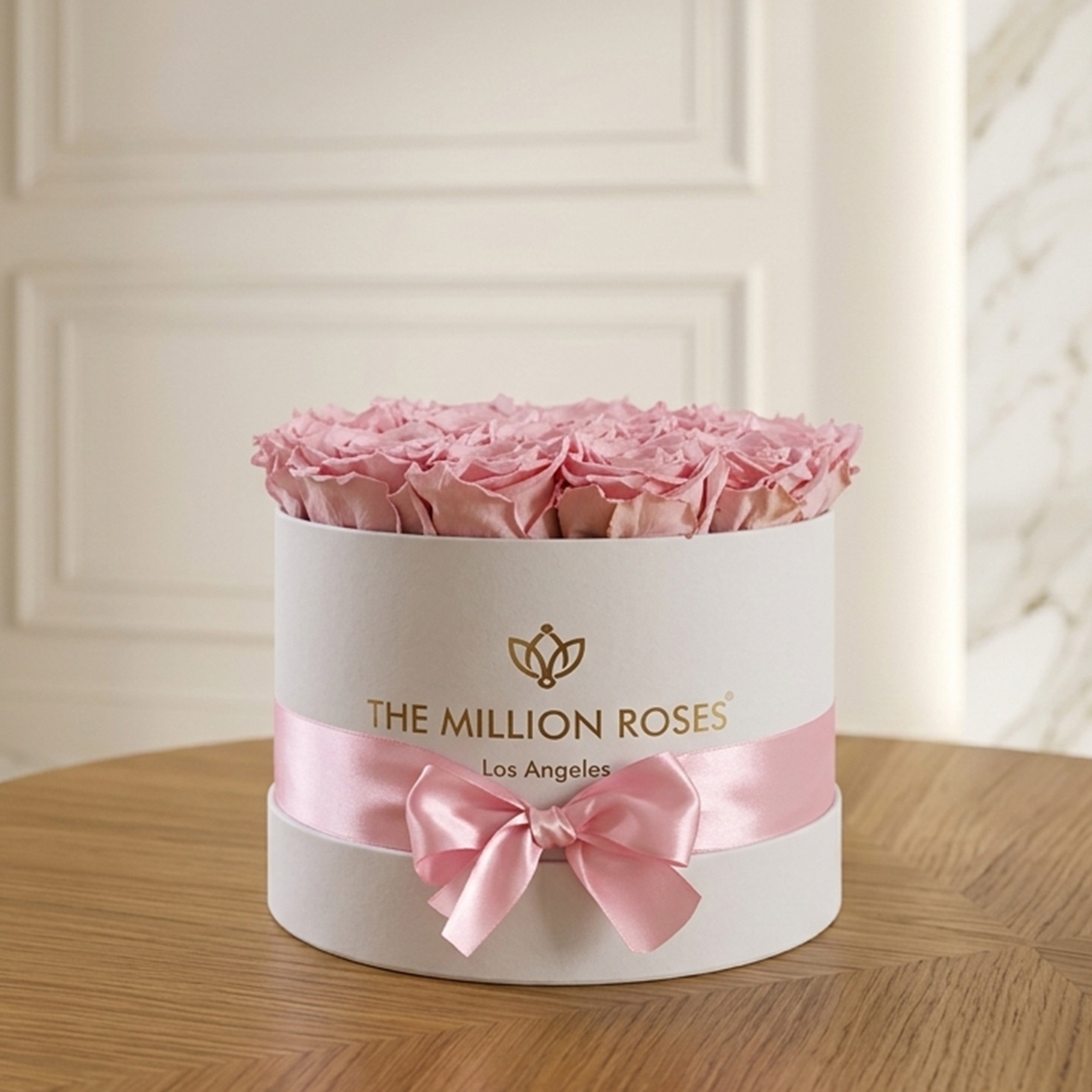 Classic White Box | Light Pink Roses