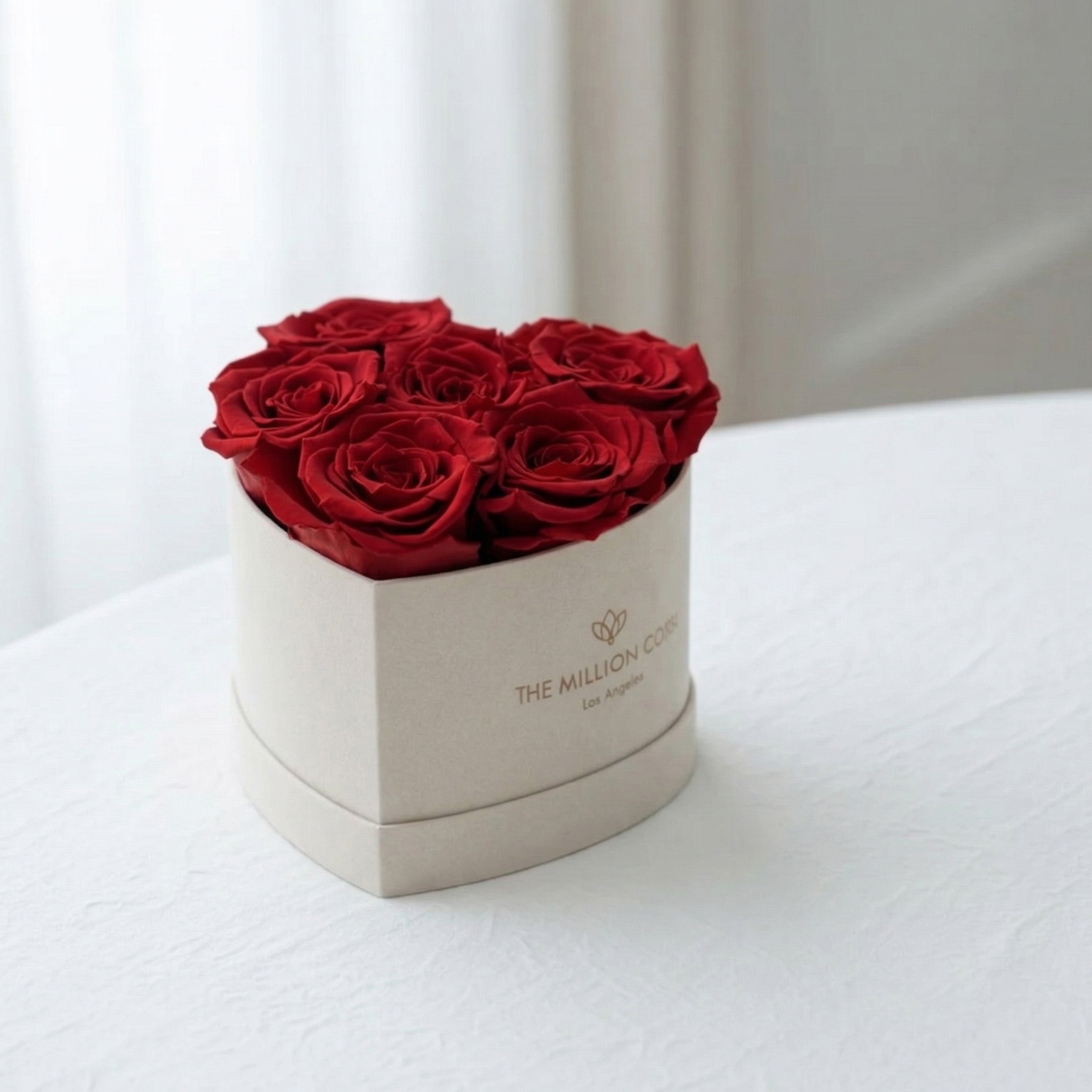 Boîte Beige Coeur Bébé | Roses rouges