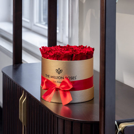 Classic Gold Box | Red Roses