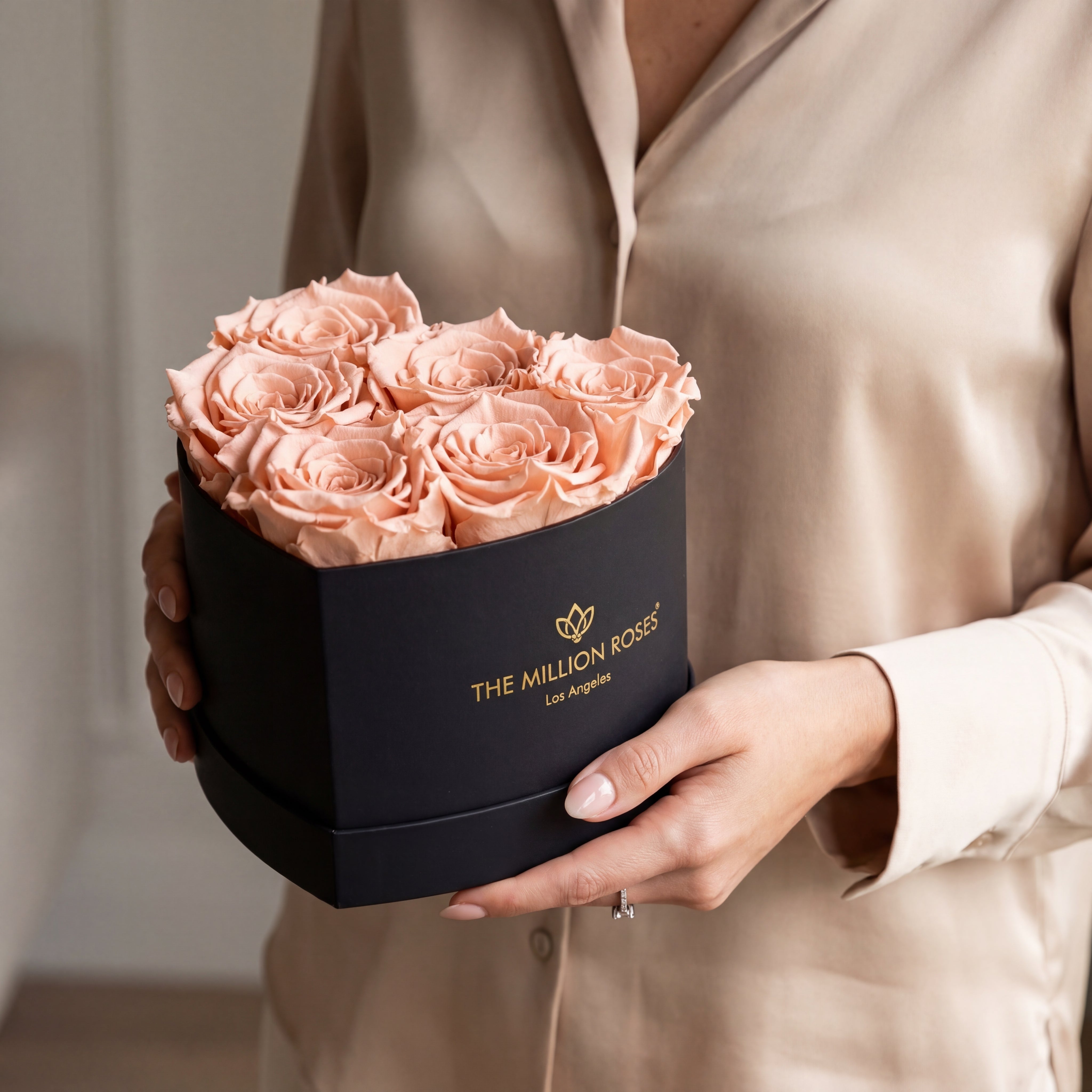 Baby Heart Black Box | Peach Roses