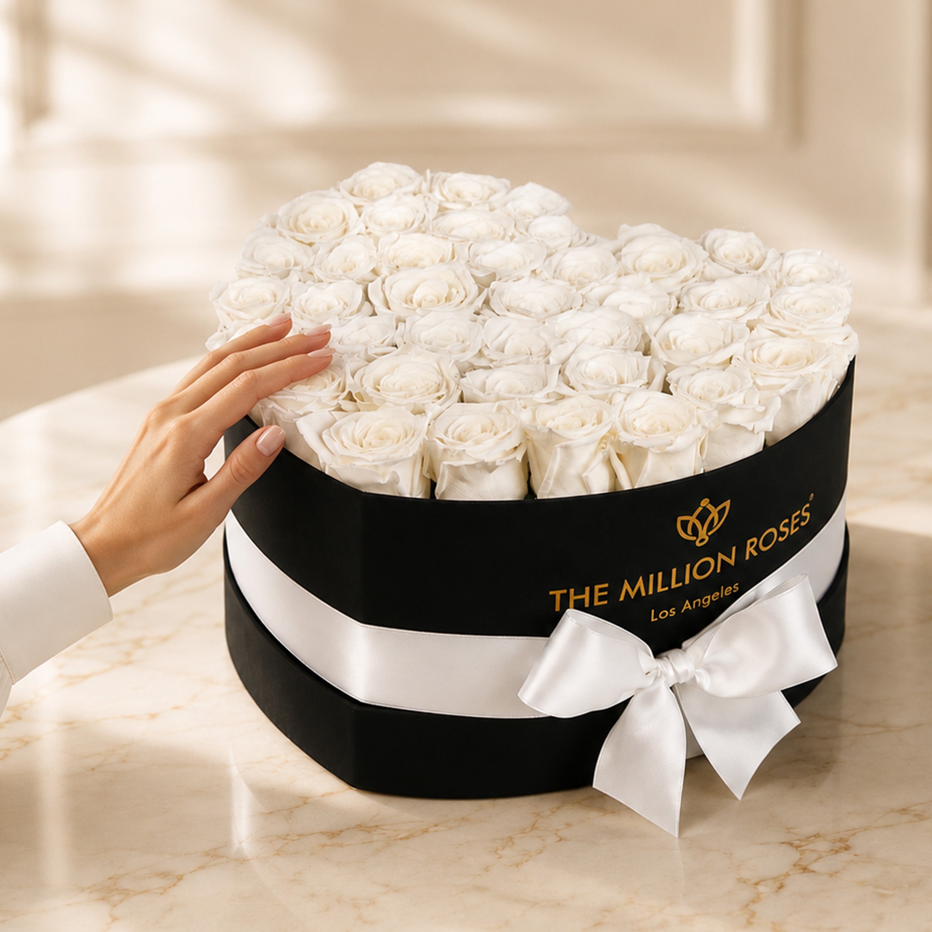 Heart Black Box | White Roses