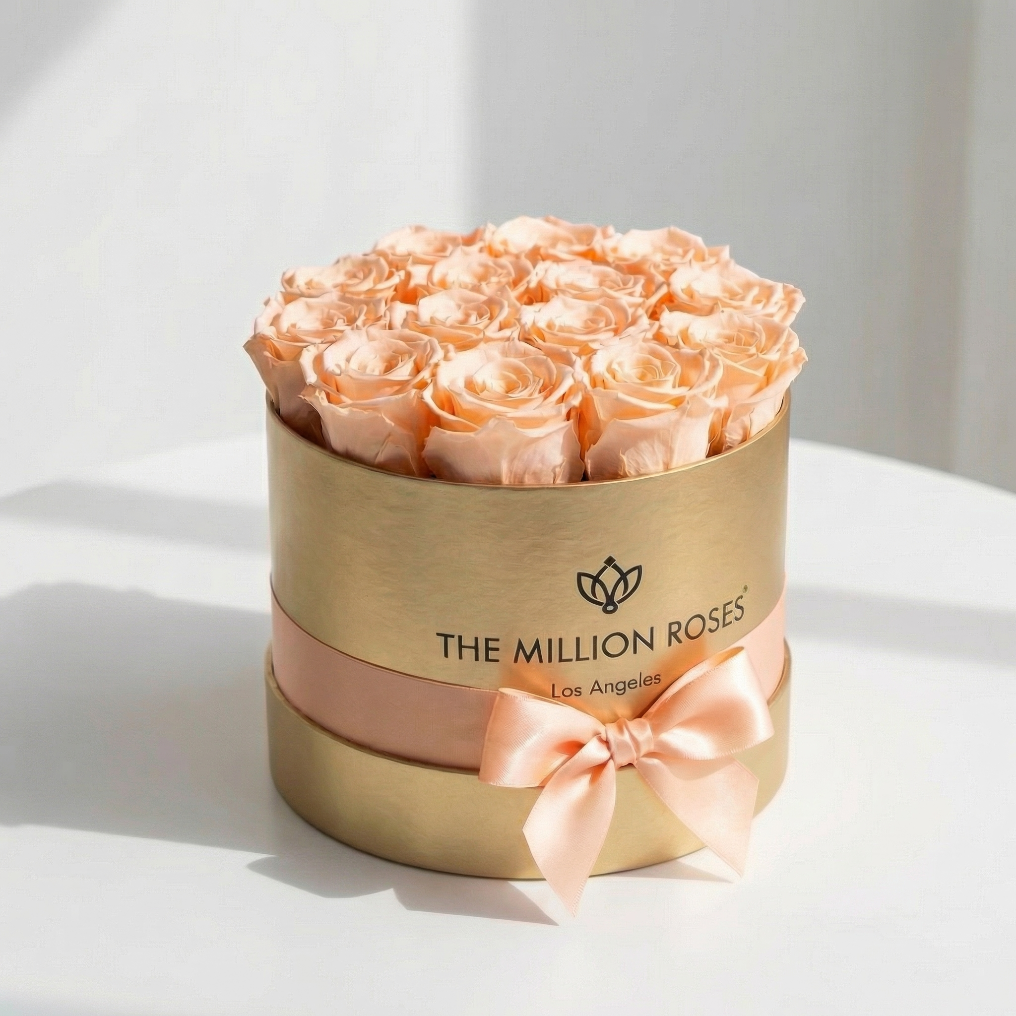 Classic Gold Box | Peach Roses