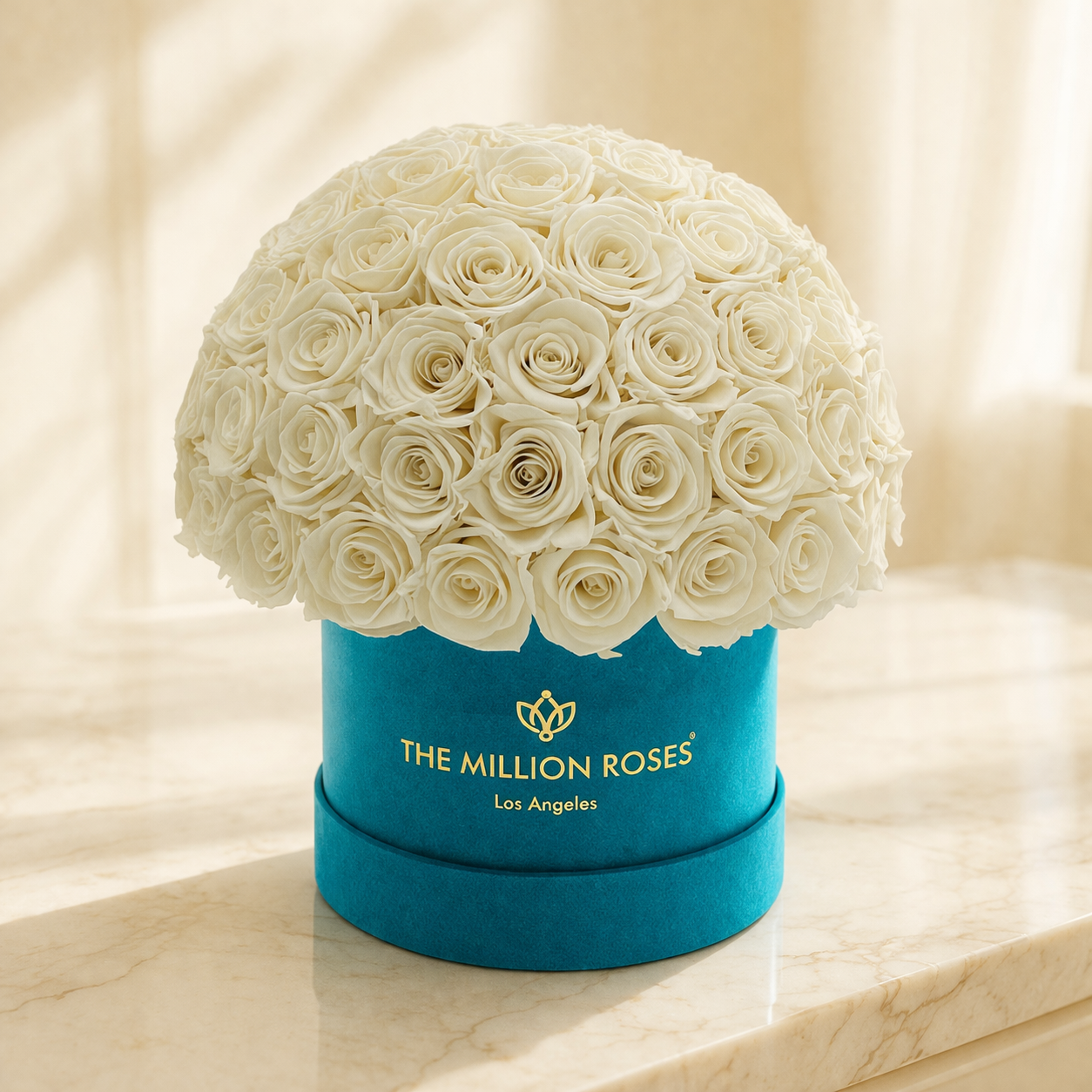 Classic Dark Green Suede Superdome Box | White Roses