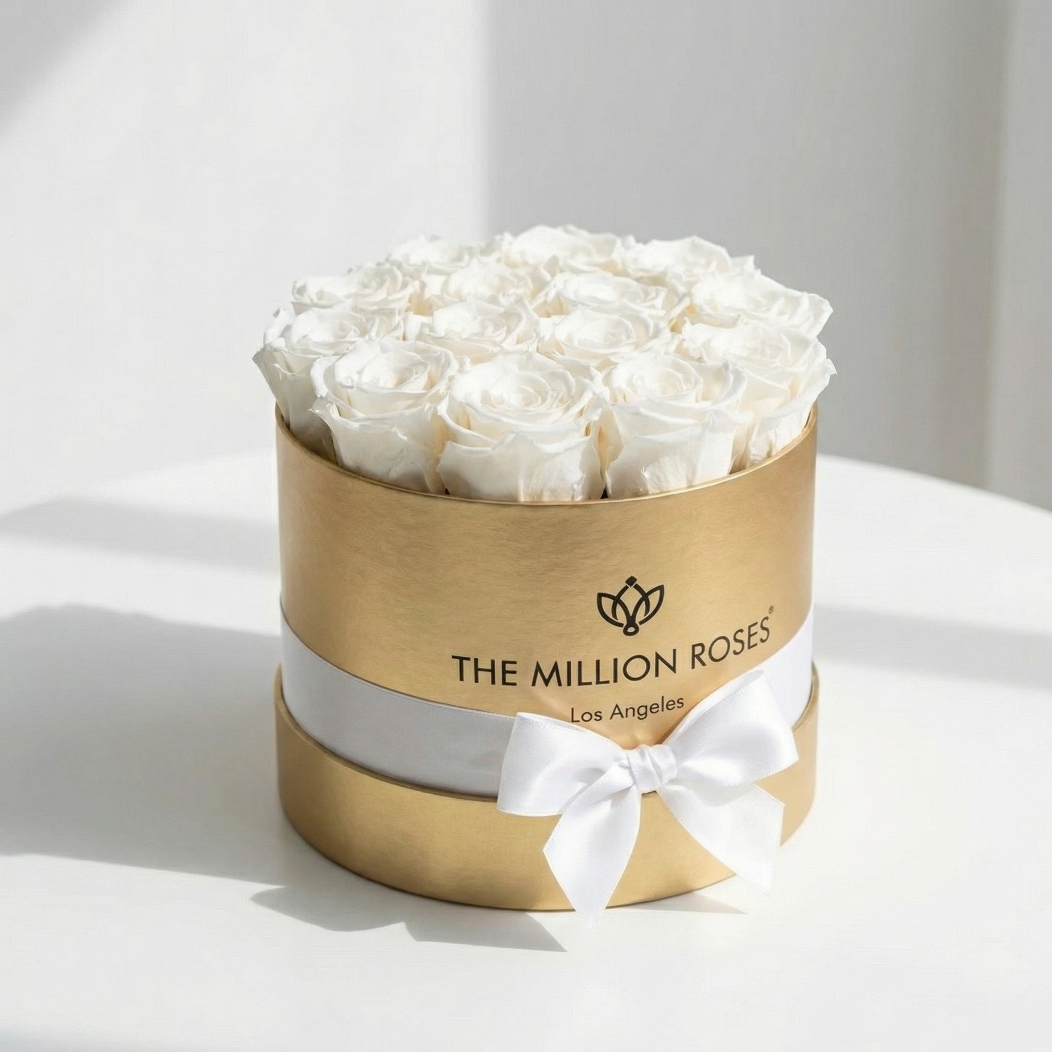 Classic Gold Box | White Roses