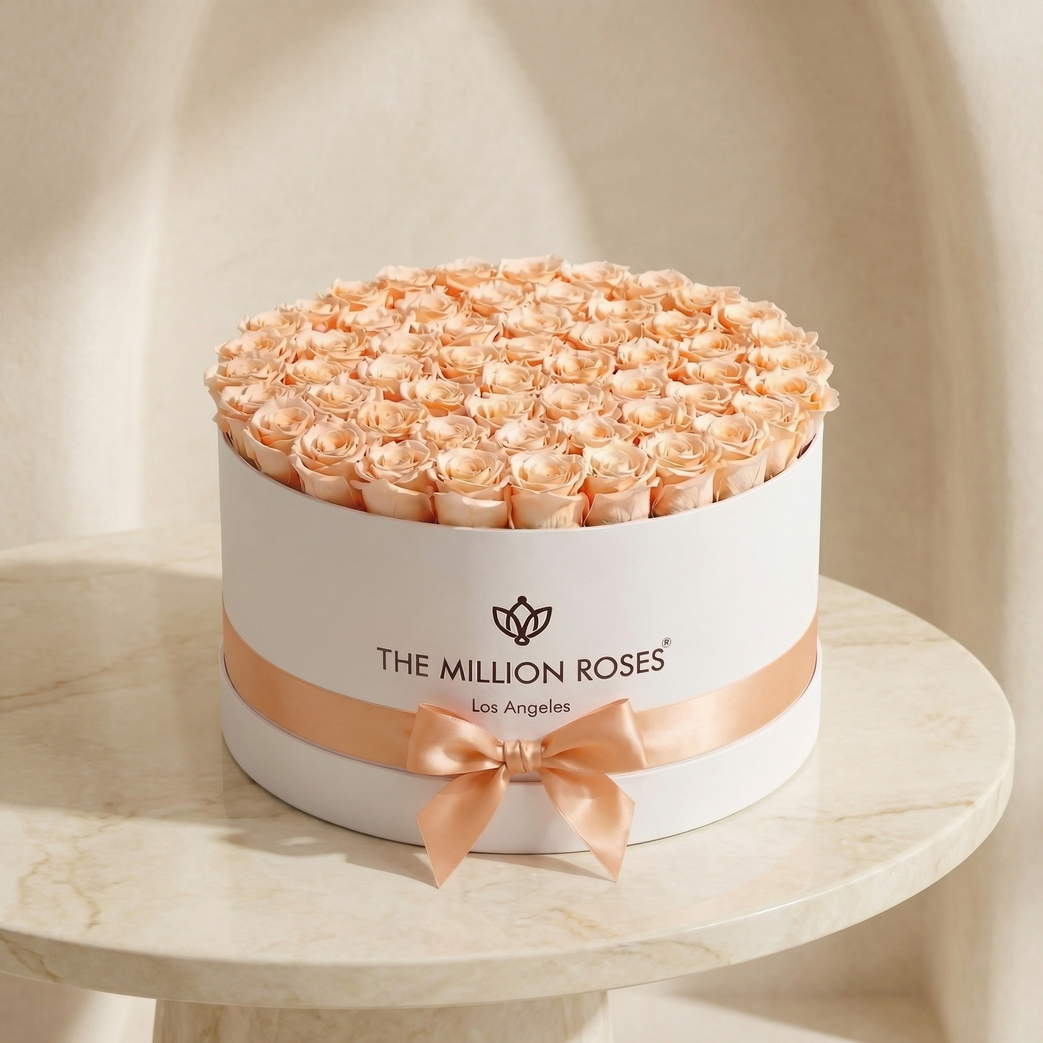 Deluxe White Box | Peach Roses