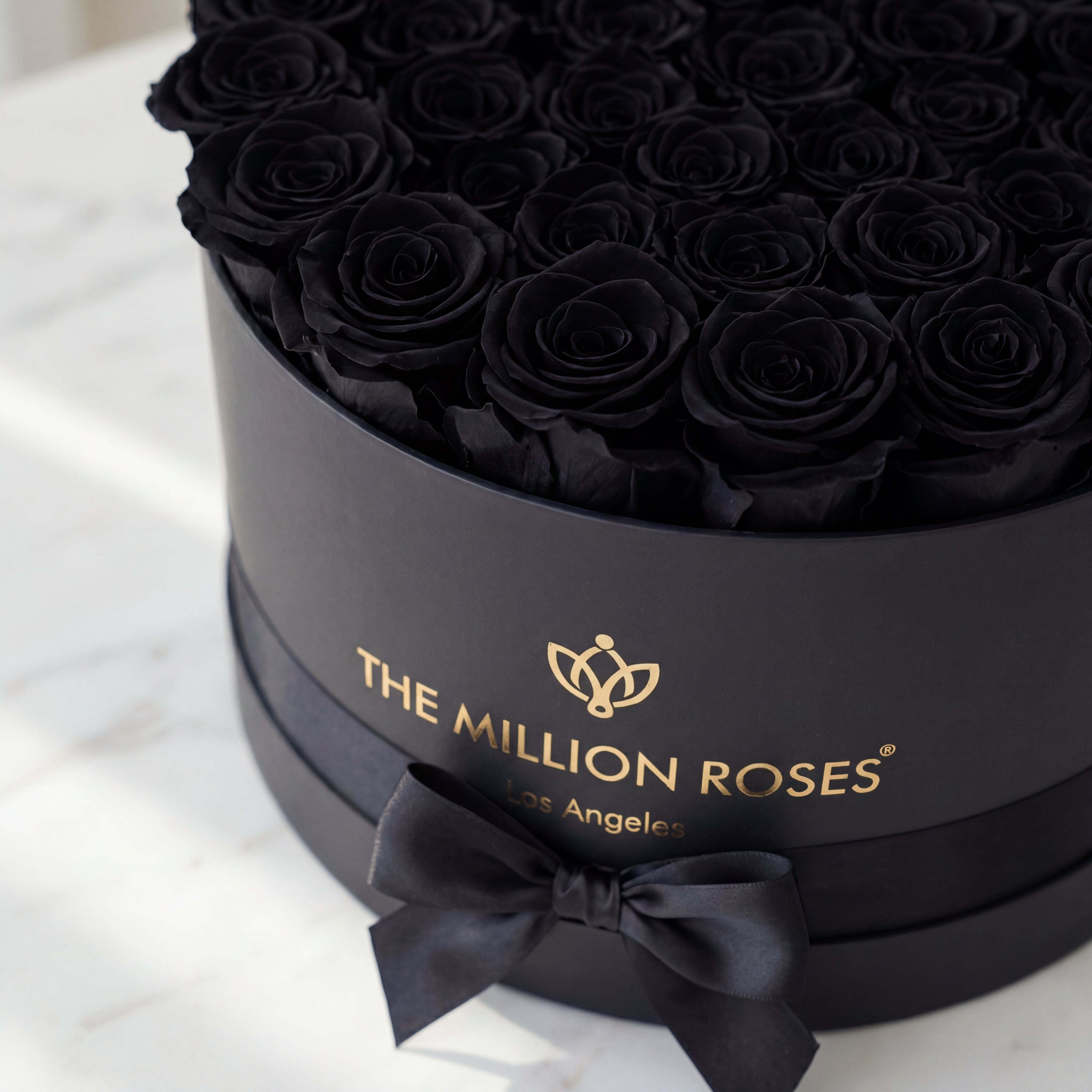 Deluxe Black Box | Black Roses