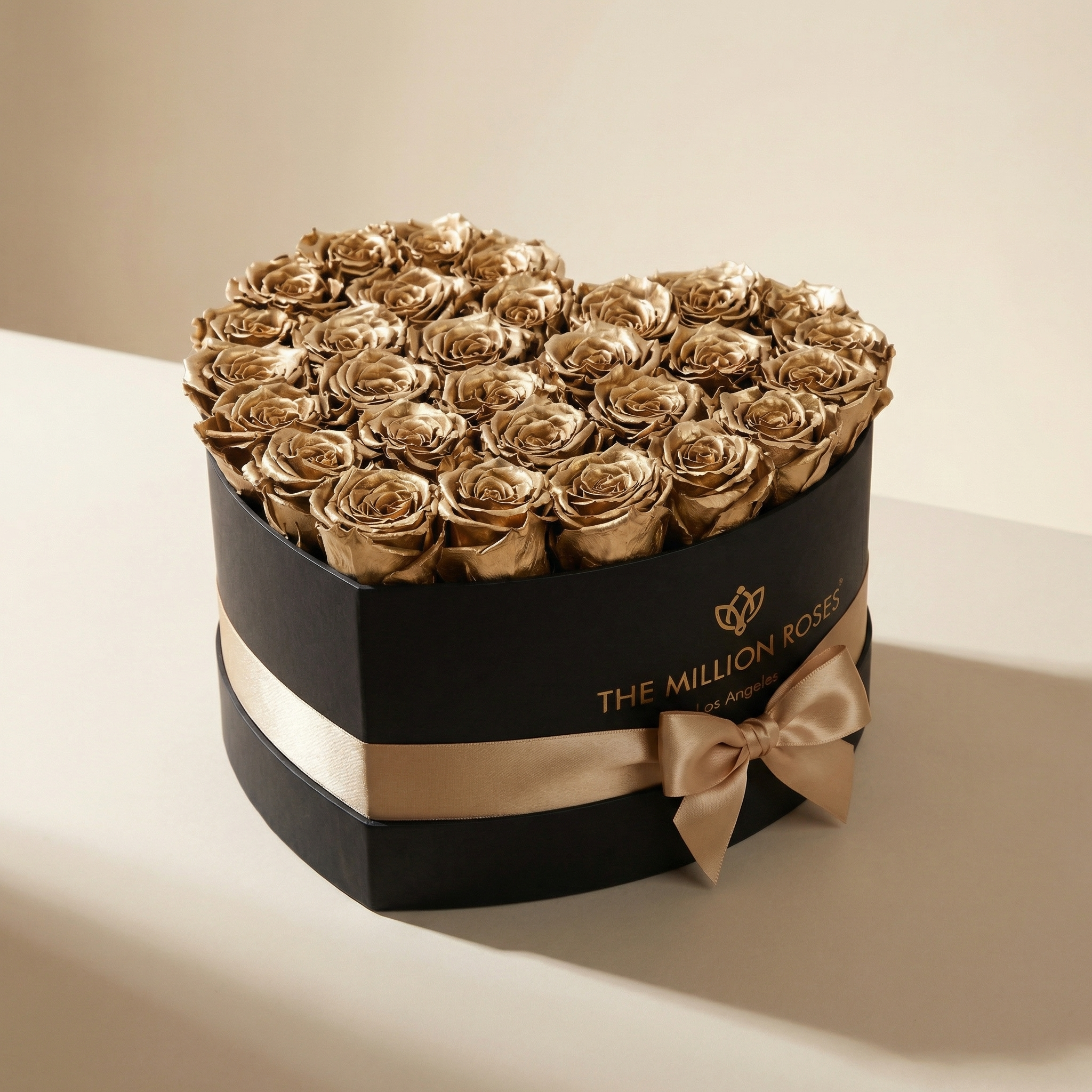Heart Black Box | Gold Roses