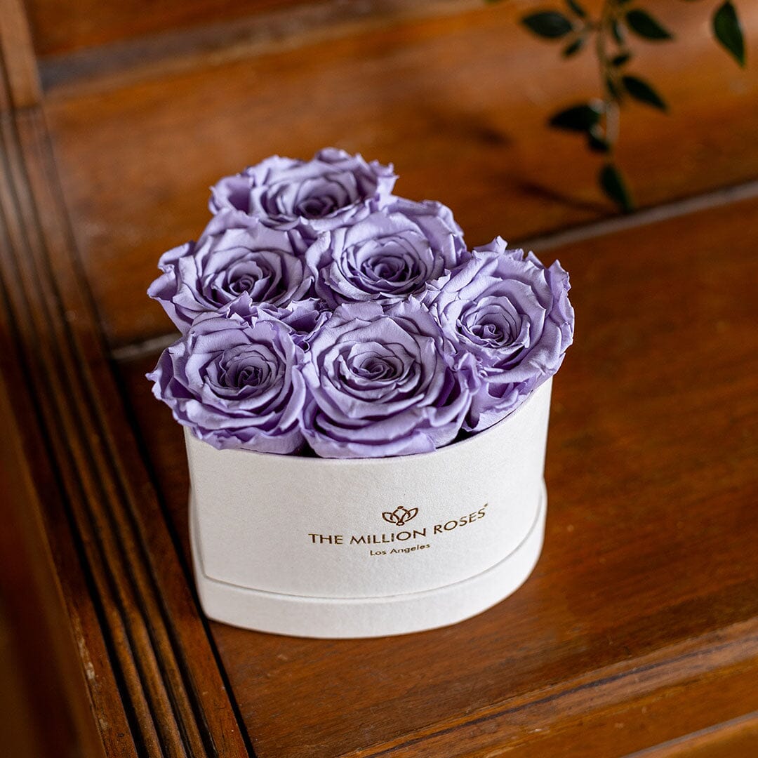 Caja Beige Corazón para Bebé | Rosas lavanda