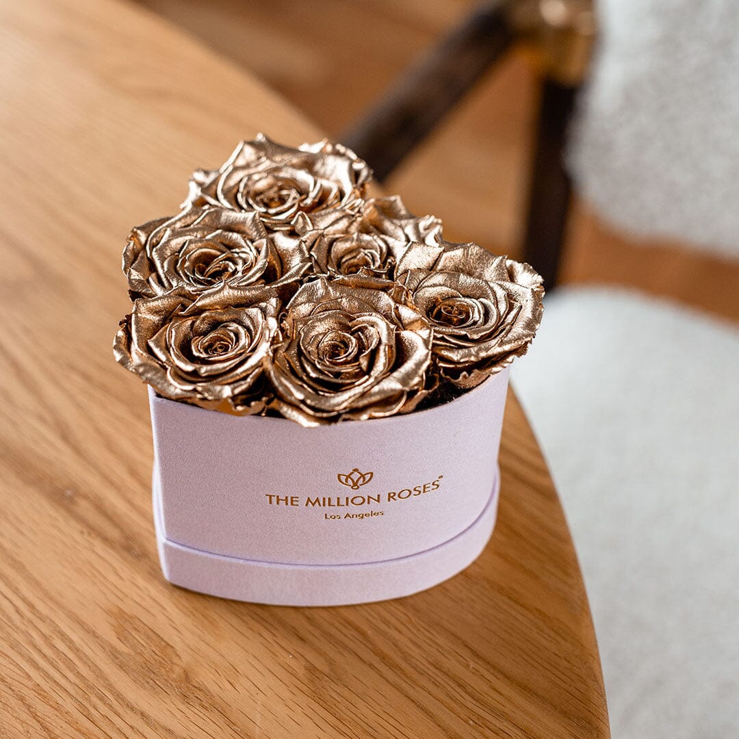 Caja Rosa Claro Corazón de Bebé | Rosas de oro