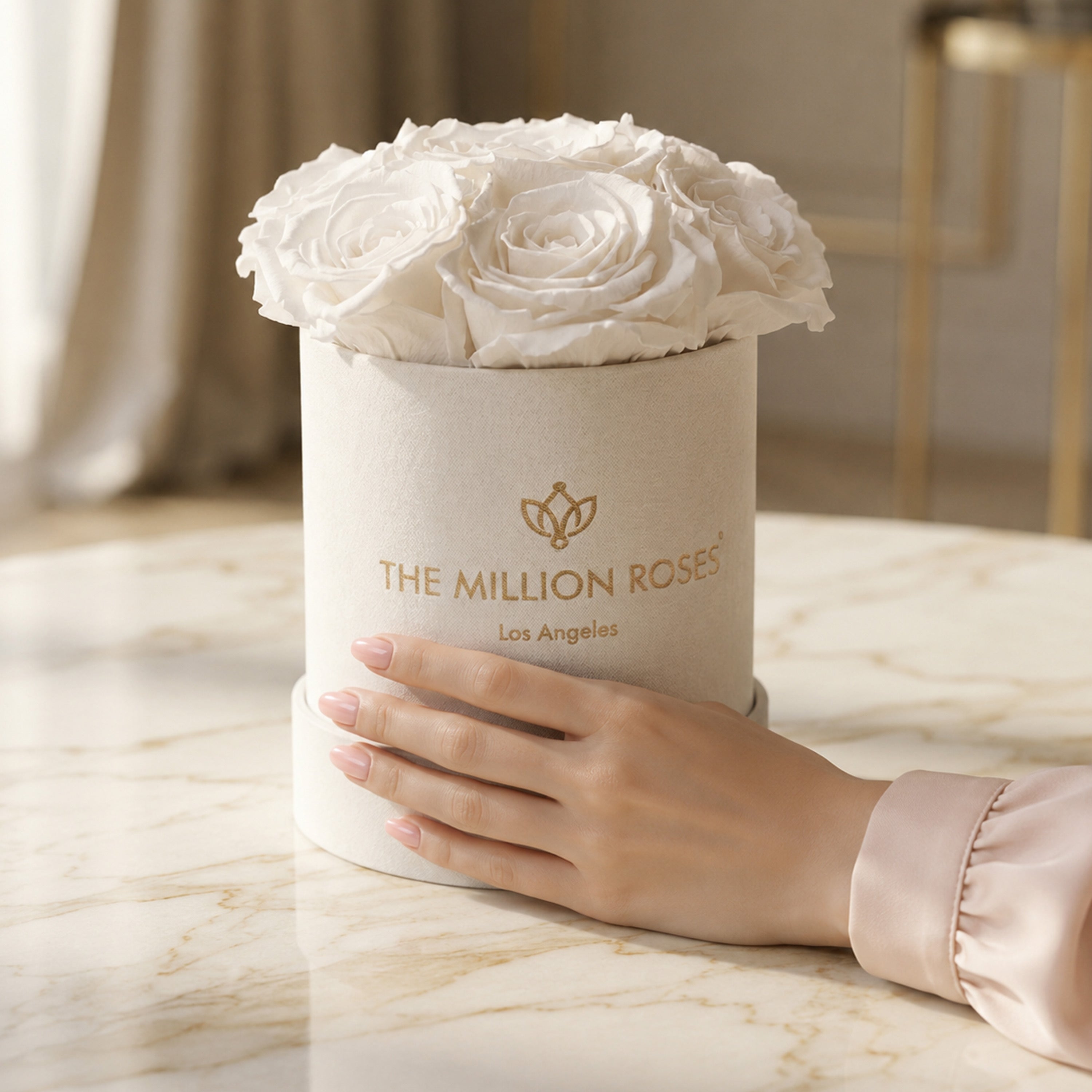 Basic Beige Suede Box | White Roses