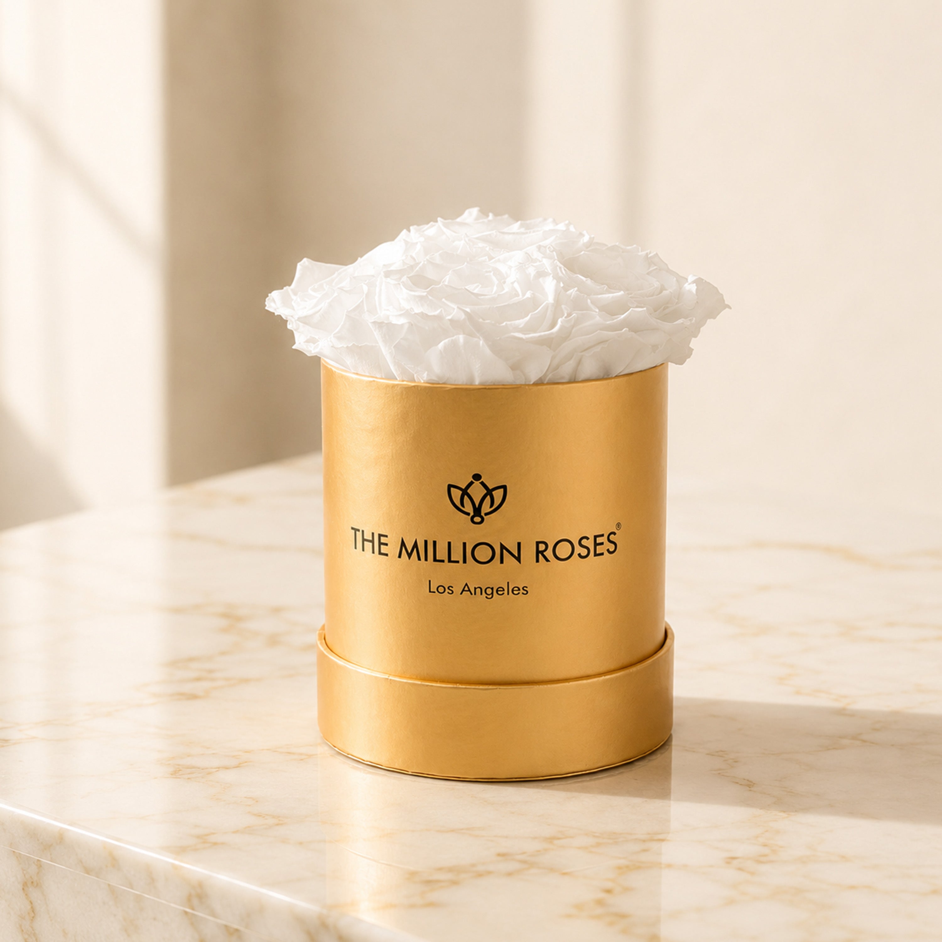 Basic Gold Box | White Roses