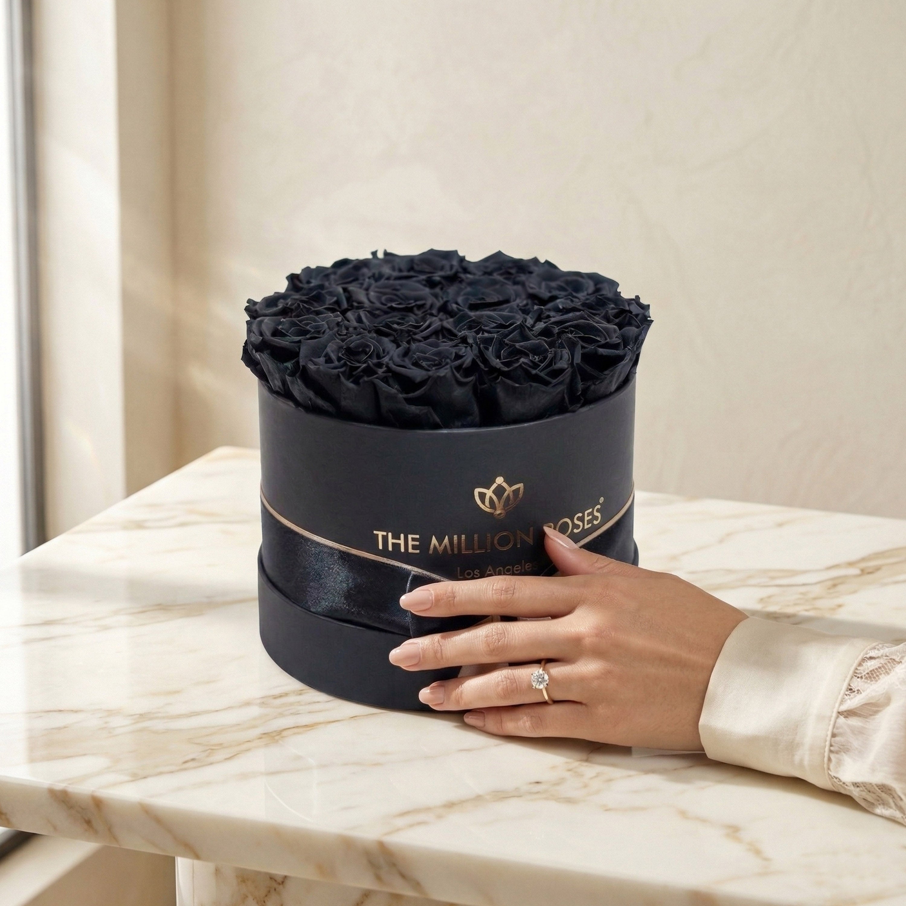 Classic Black Box | Black Roses