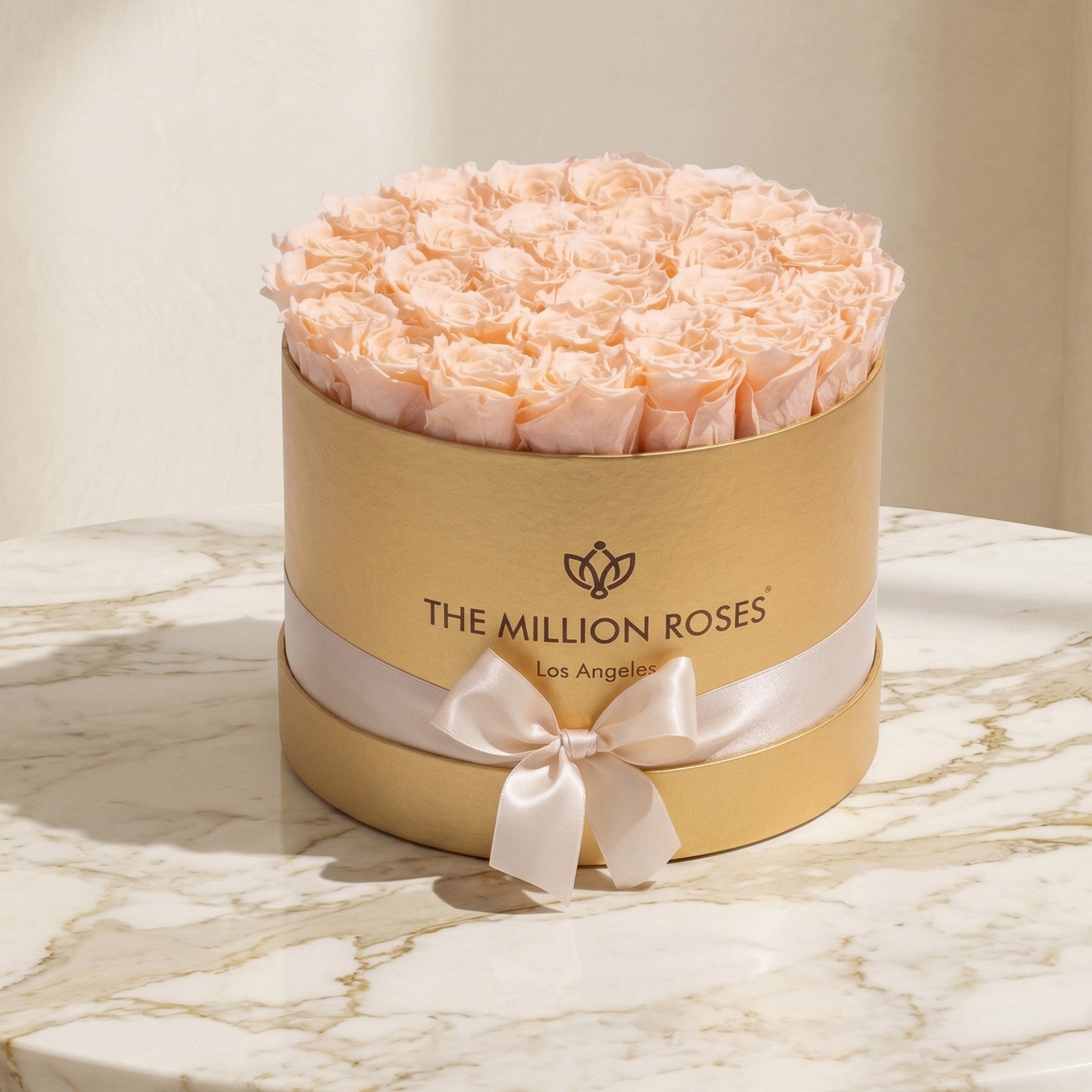 Supreme Gold Box | Peach Roses