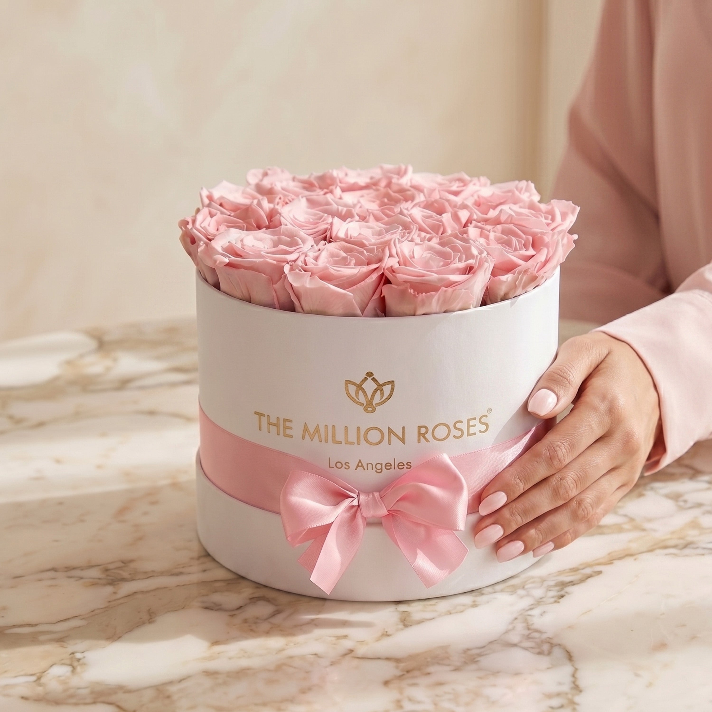 Classic White Box | Light Pink Roses