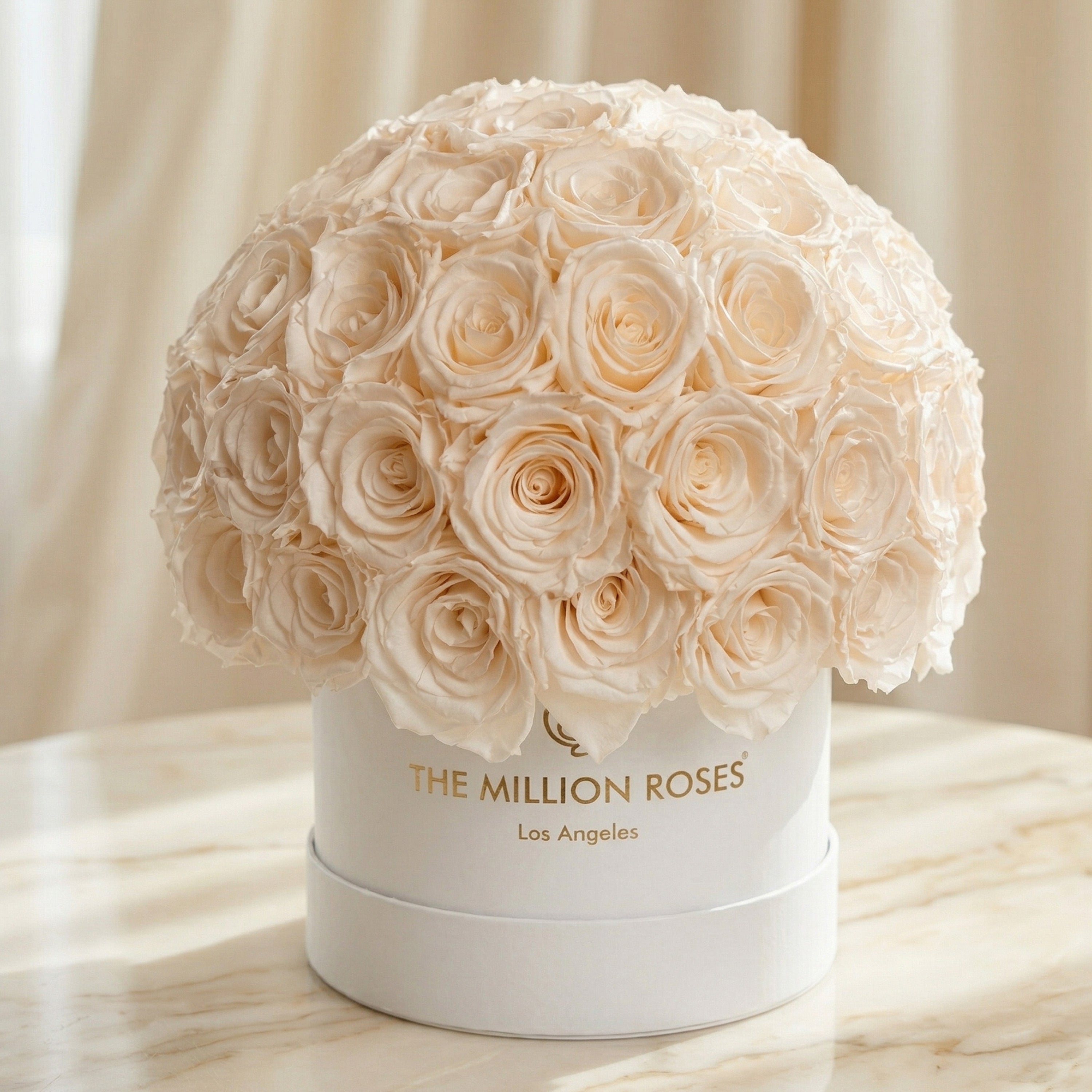 Scatola Superdome bianca classica | Rose Bianche