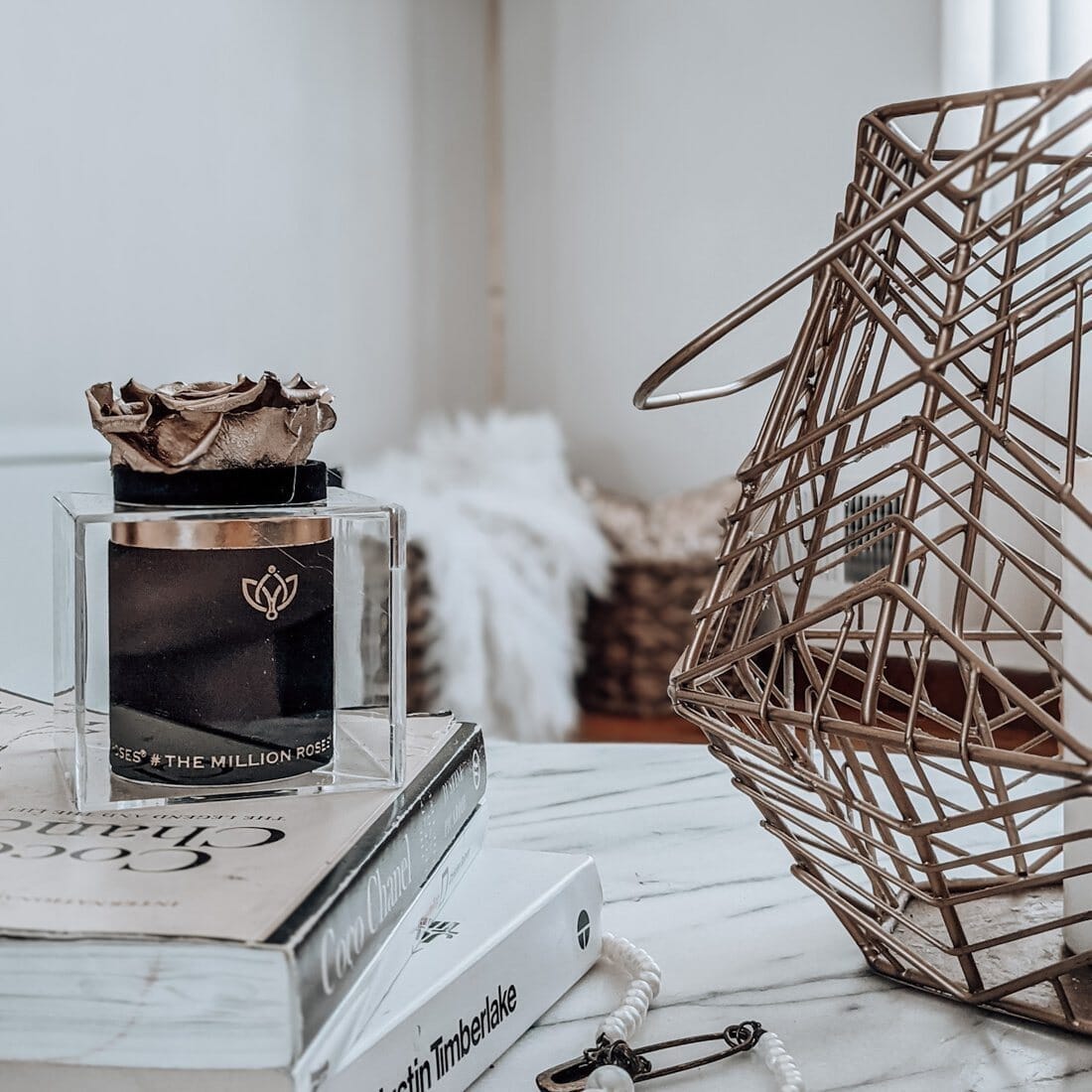 Boîte simple en daim noir | Or rose Rose