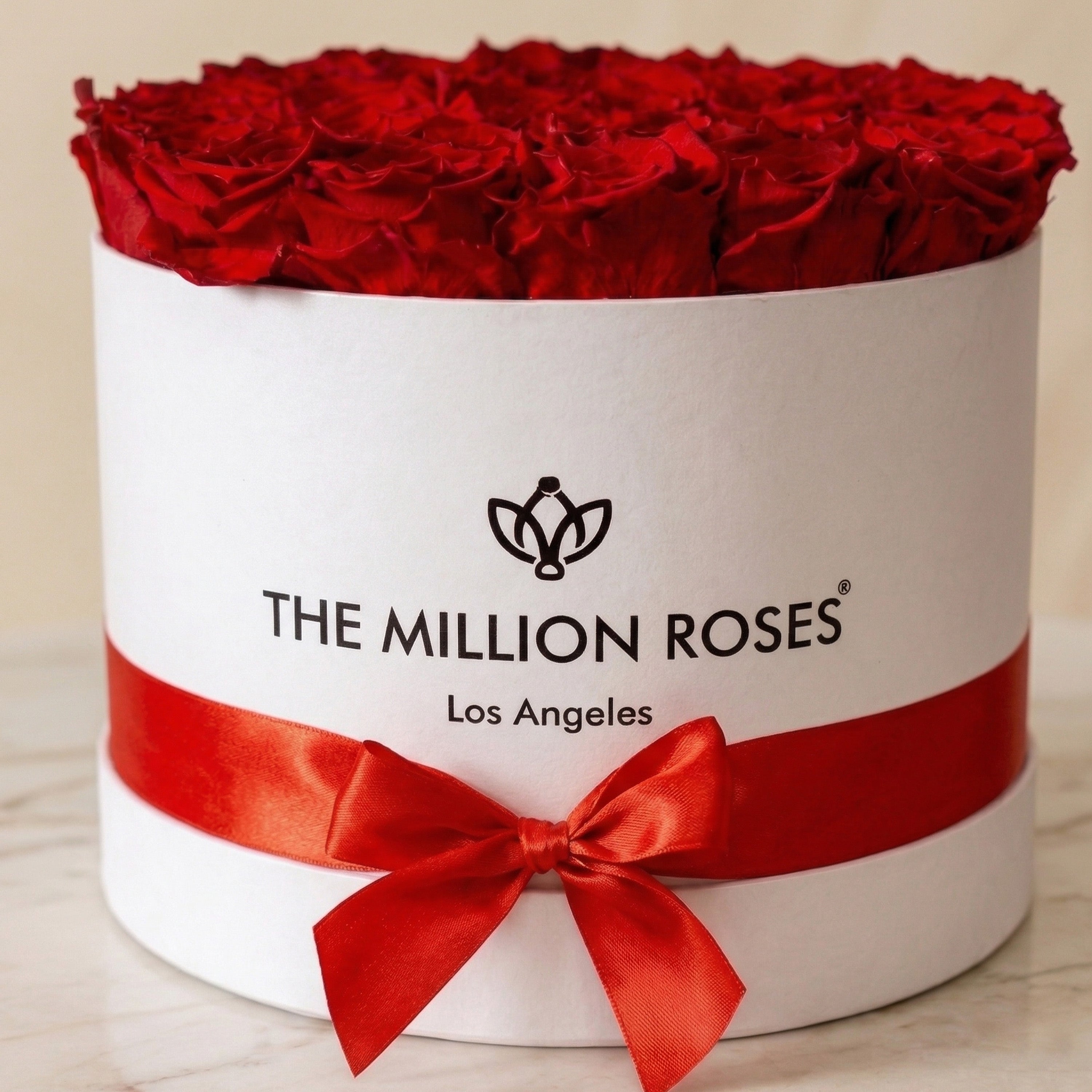 Supreme White Box | Red Roses