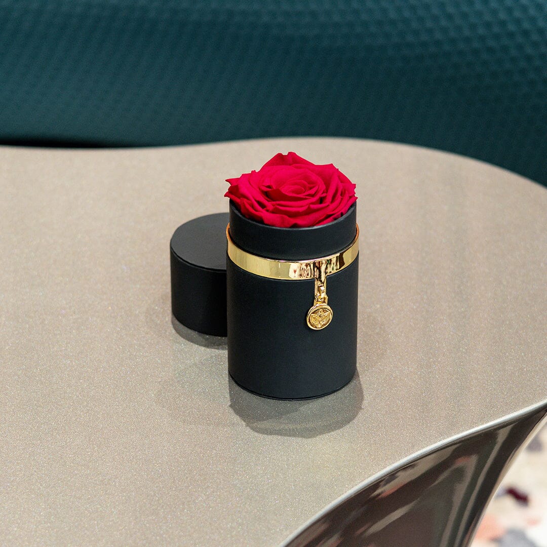 Čierny Round Box One in a Million™ | Charm Edition | Červená ruža