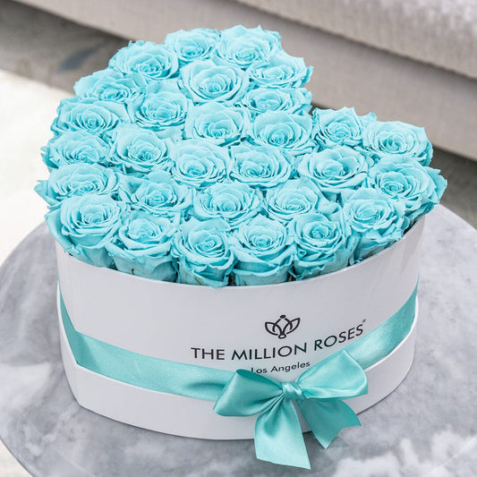 Heart Box | Weiß | Tiffany-blaue Rosen