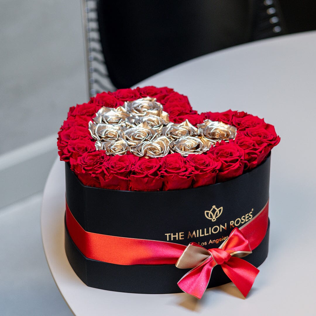 Heart Box | Schwarz | Rote & goldene Rosen