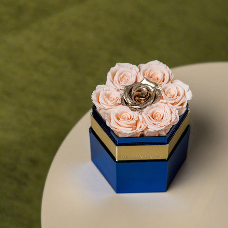 One in a Million™ Caja Espejo Hexagonal Azul | Rosas Melón & Rosas Doradas