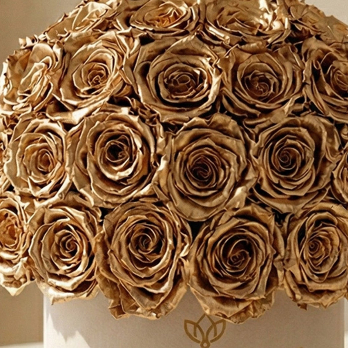Gold Roses - Preserved & Forever Roses in a Box | The Million Roses®