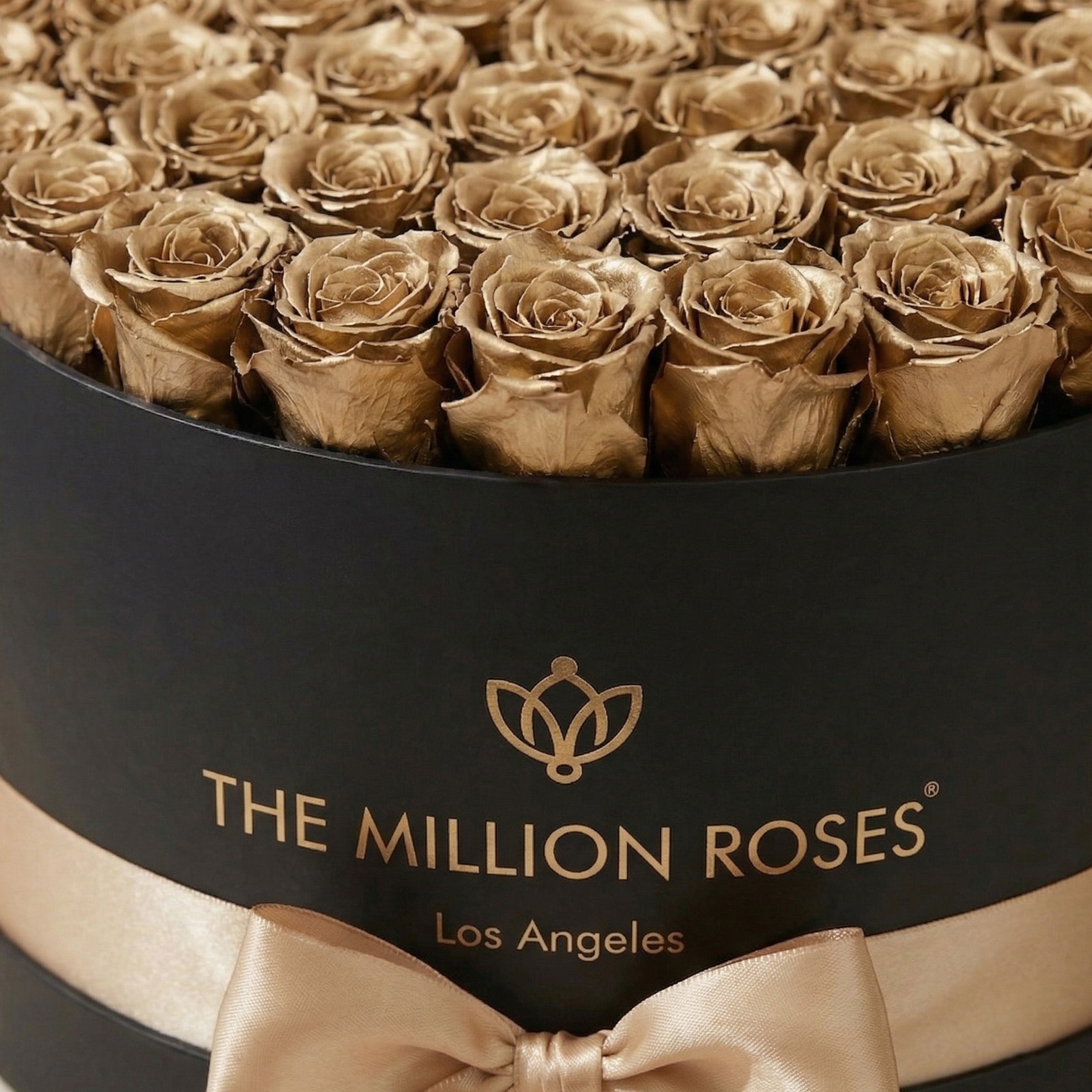 Deluxe Black Box | Gold Roses