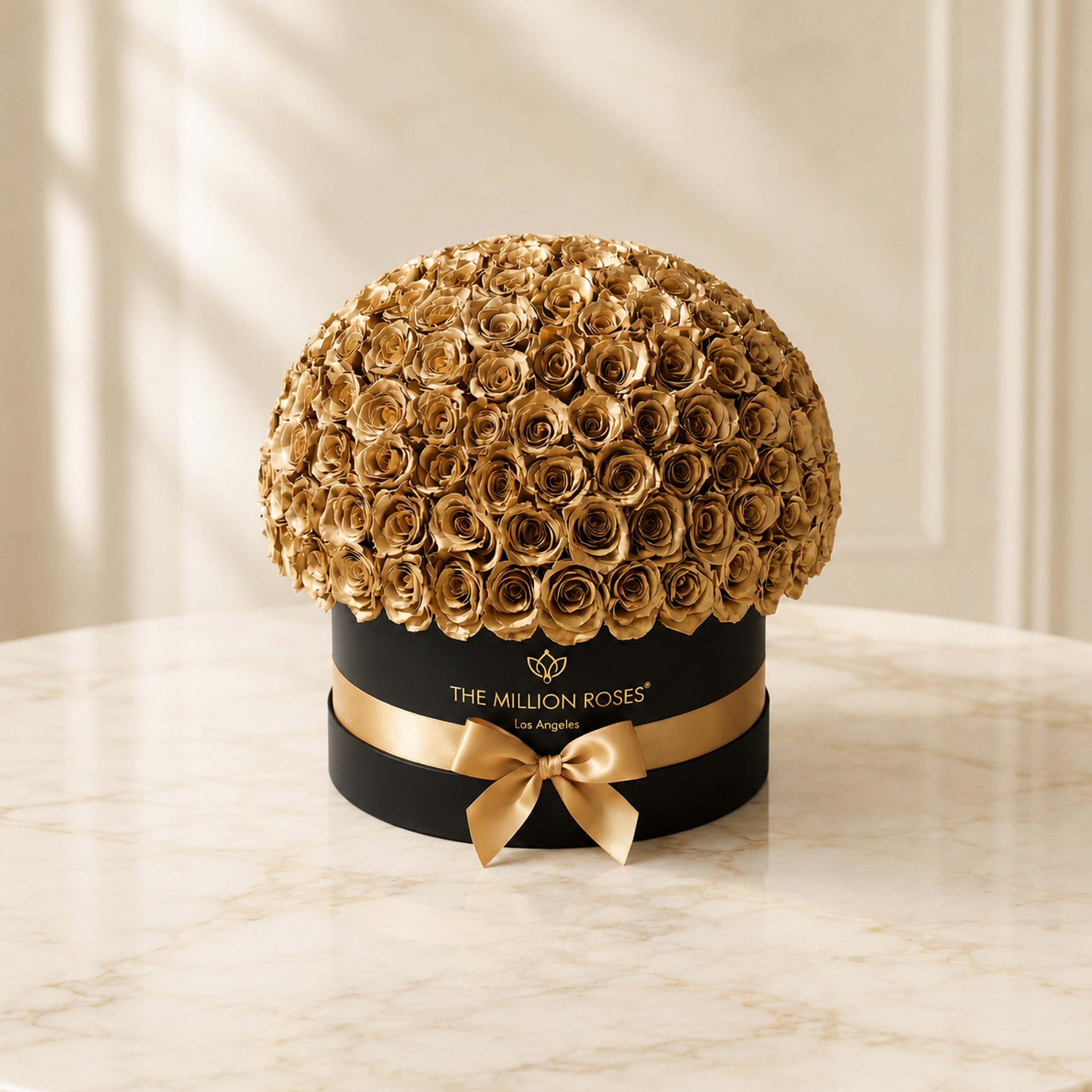 Deluxe Black Dome Box | Gold Roses