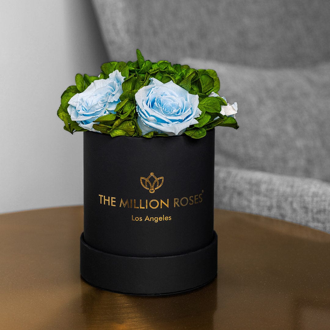 Blue Roses - Preserved Blue Roses in a Box | The Million Roses®