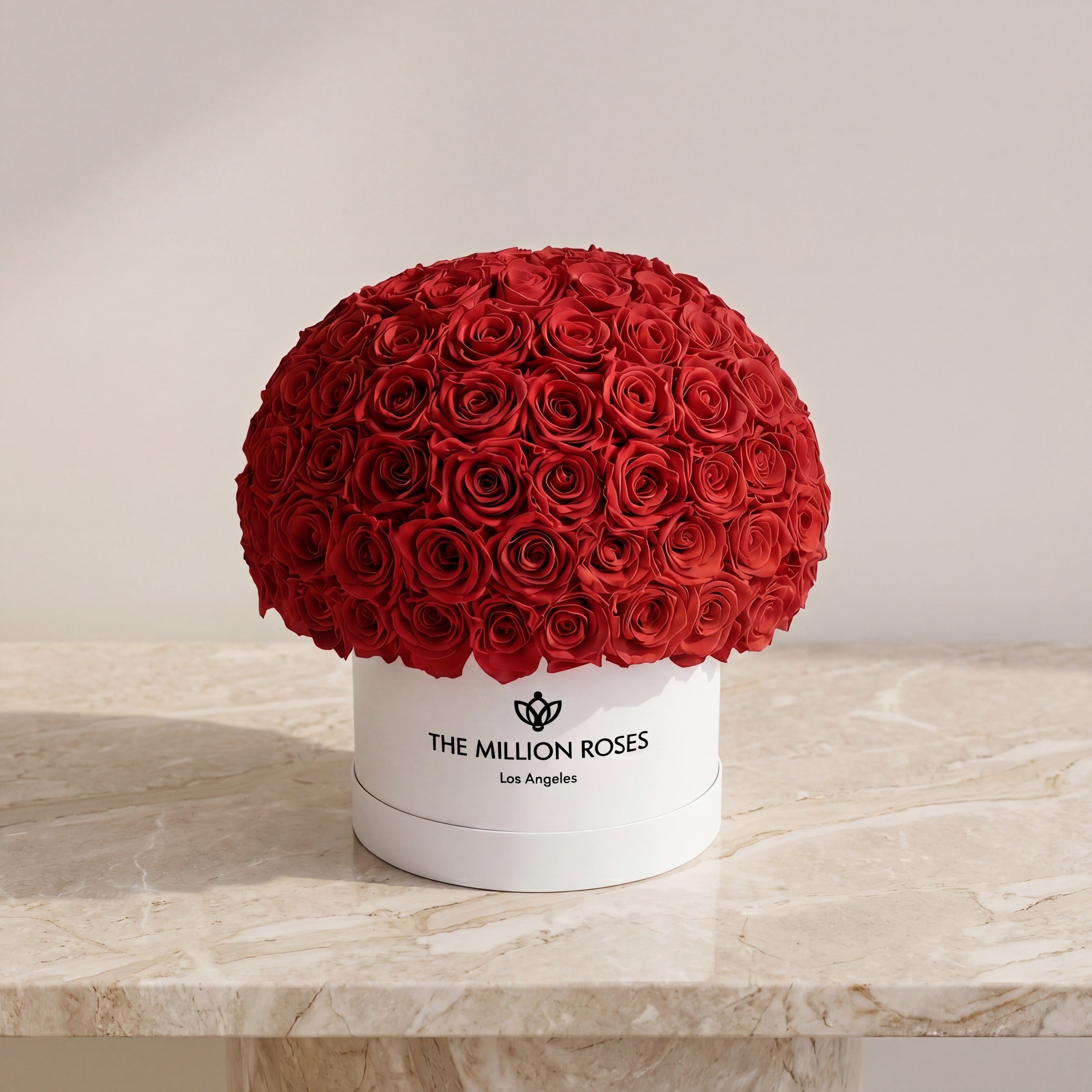Supreme White Superdome Box | Red Roses
