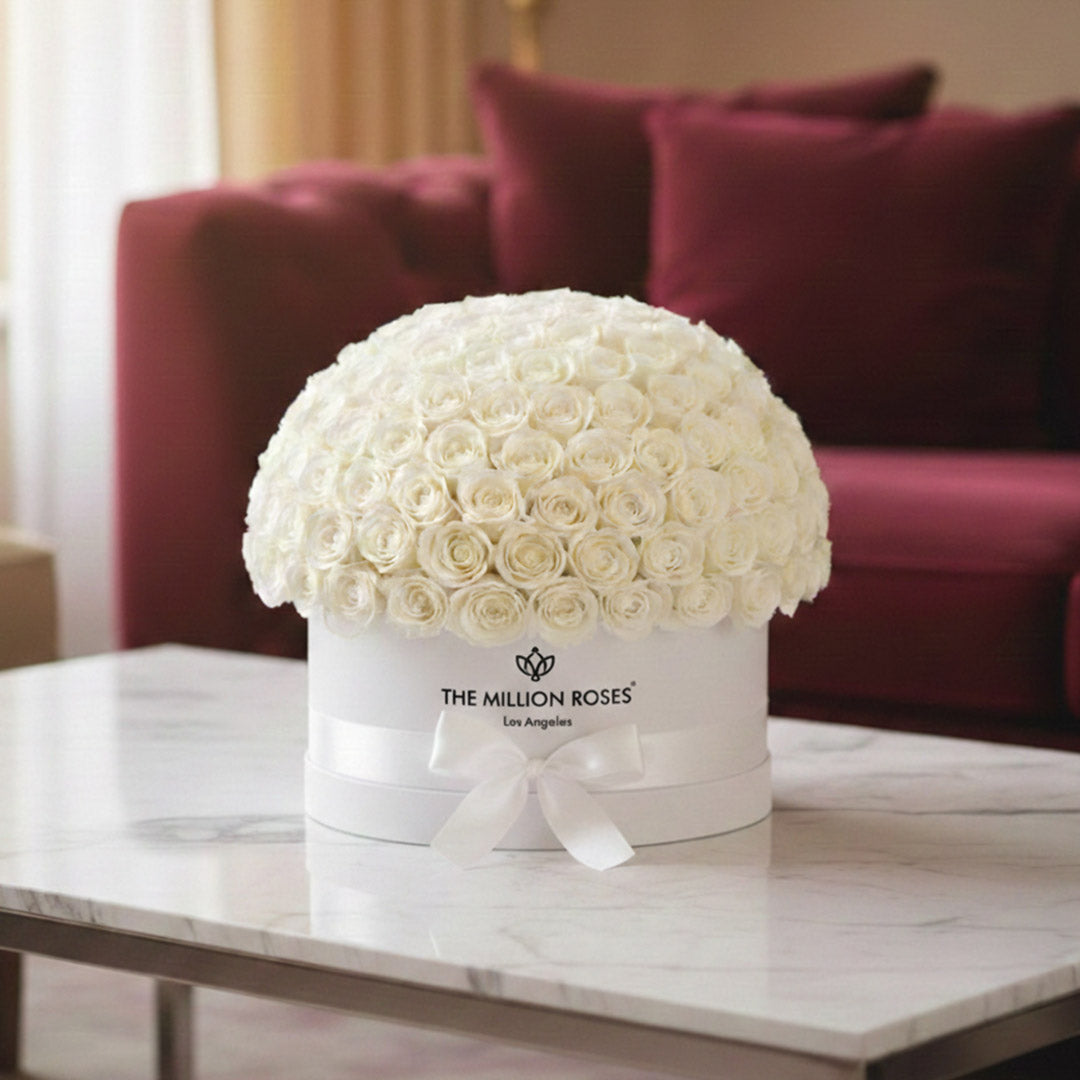 Boîte dôme blanc de luxe | Roses rouges