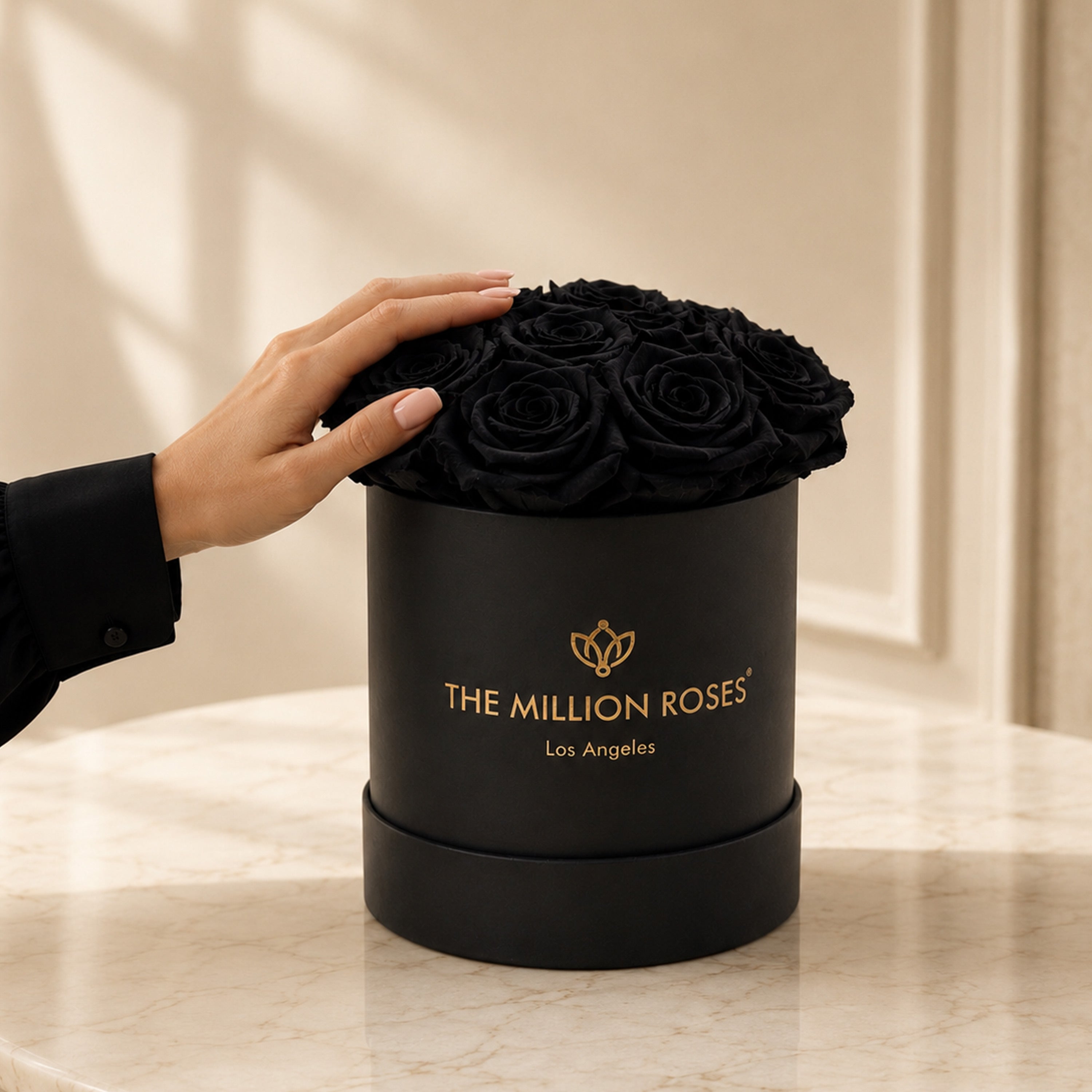 Basic Black Box | Black Roses