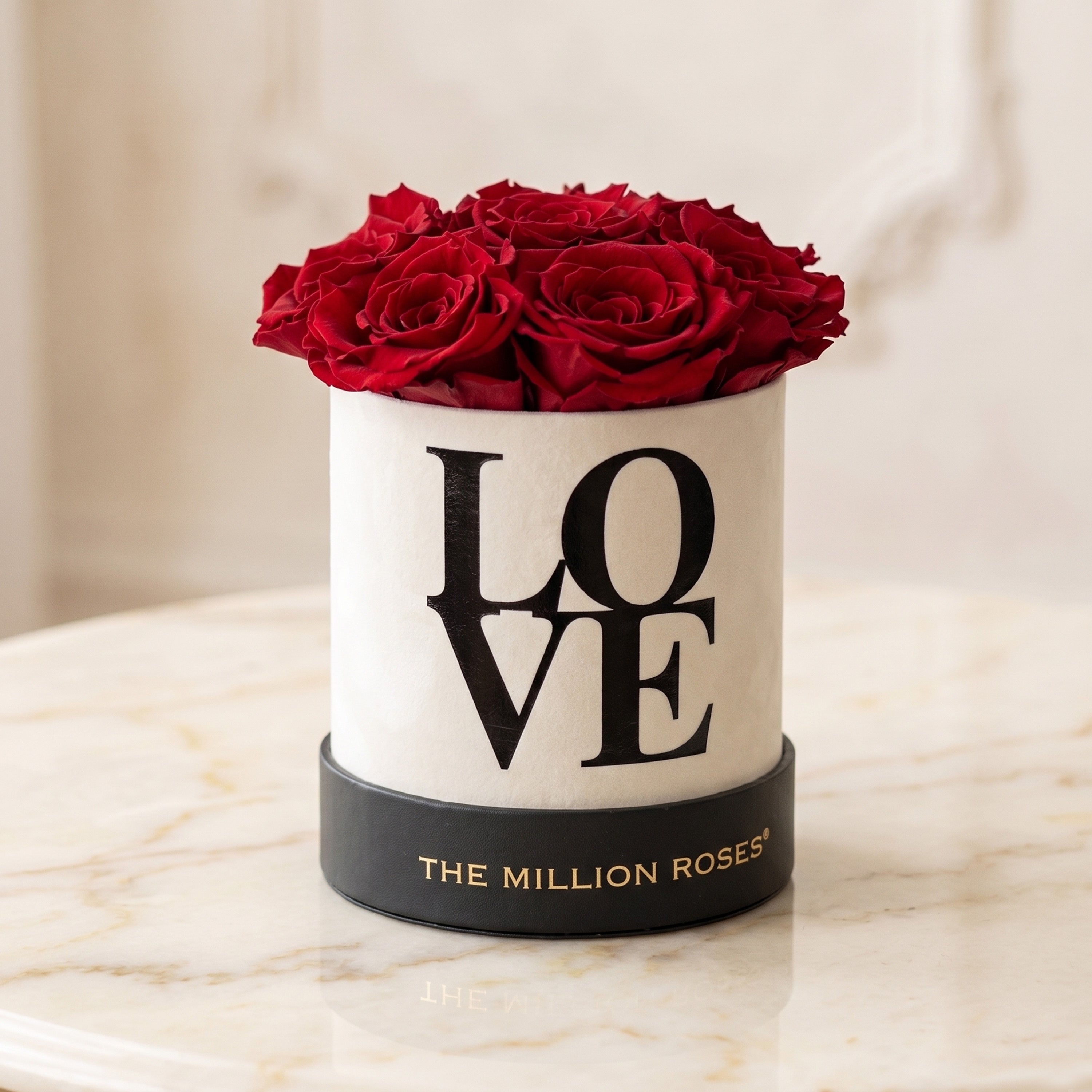 Basic White Box | Love Edition | Red Roses