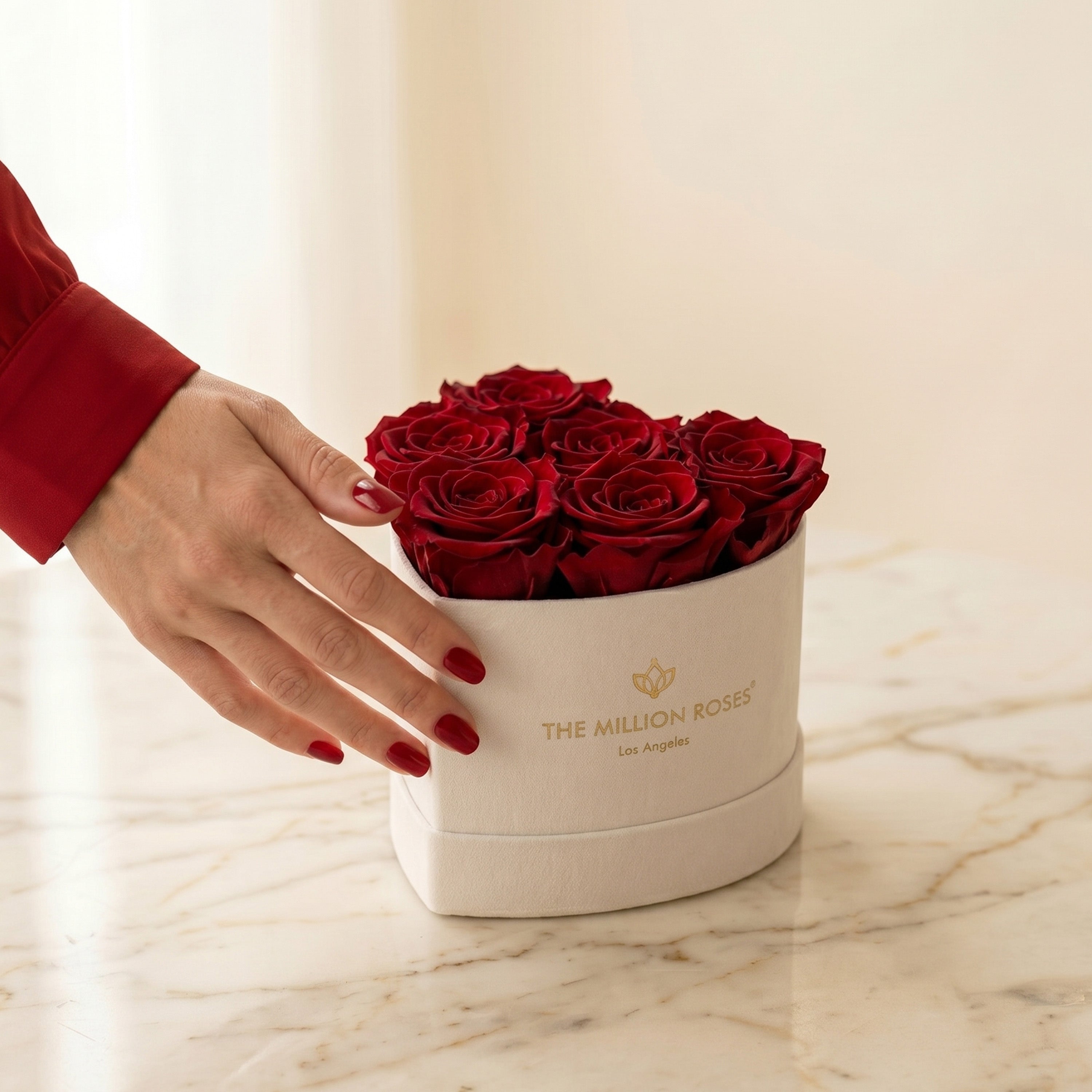 Baby Heart Beige Box | Red Roses