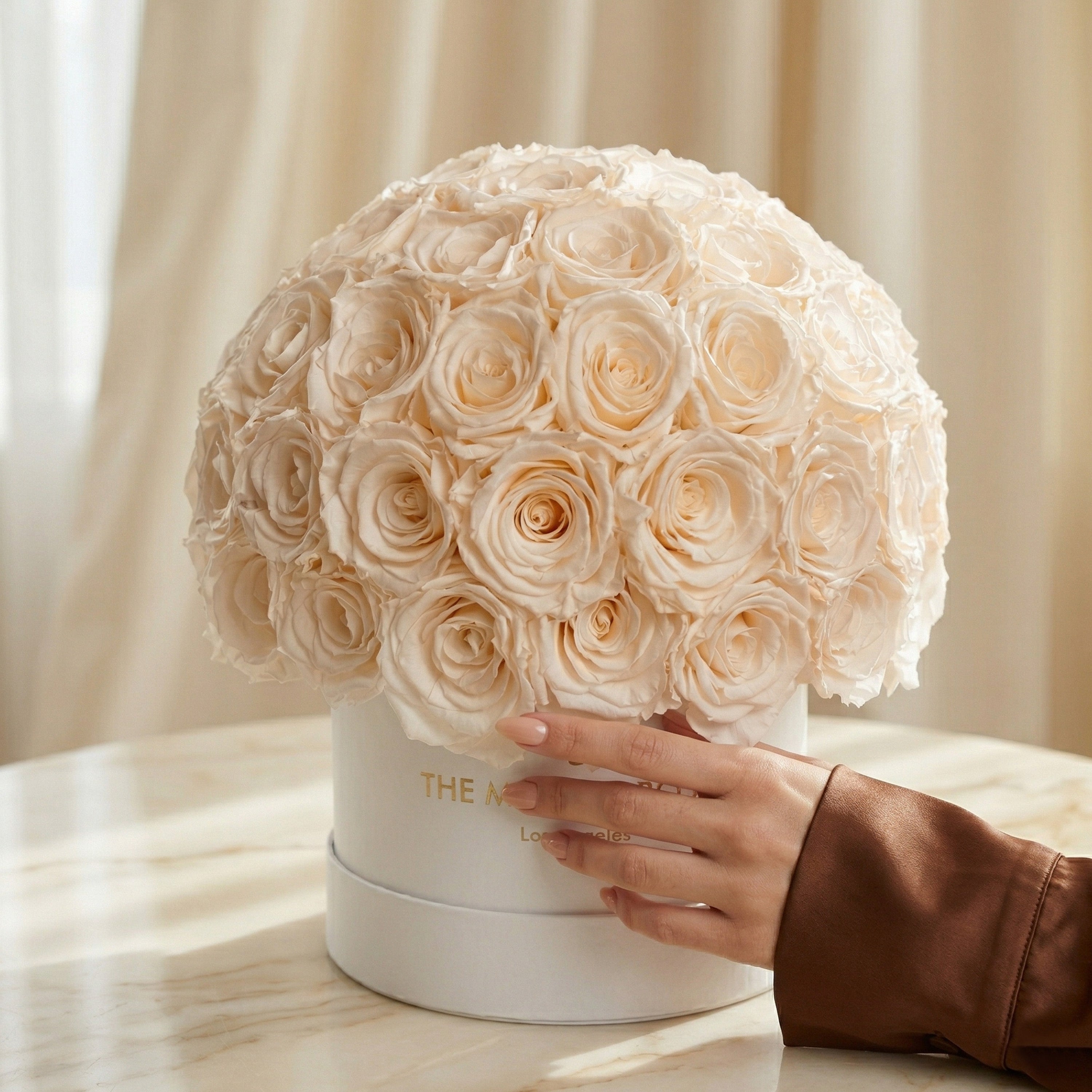 Classic White Superdome Box | White Roses