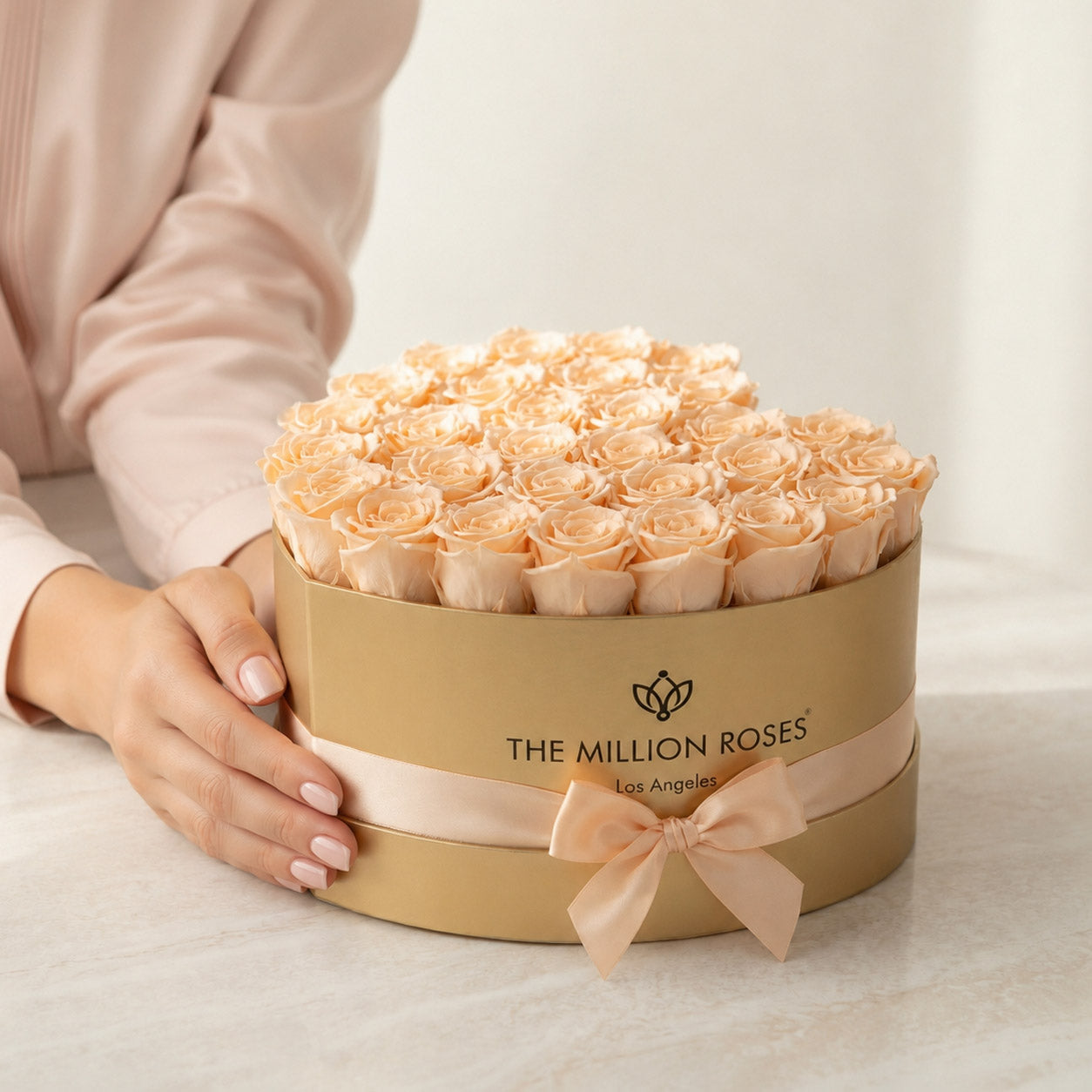 Heart Gold Box | Peach Roses